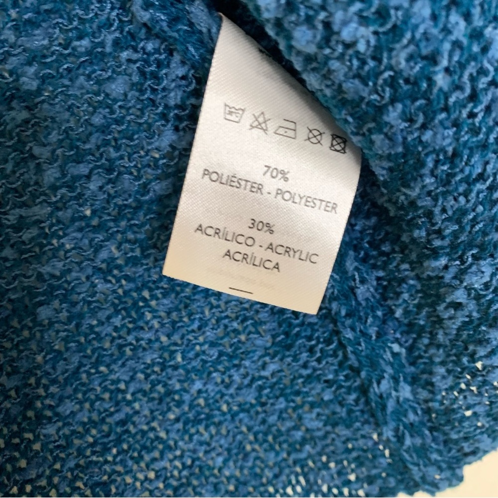 NEW Portugal Blue Sweater Cardigan size Medium - Picture 3 of 3